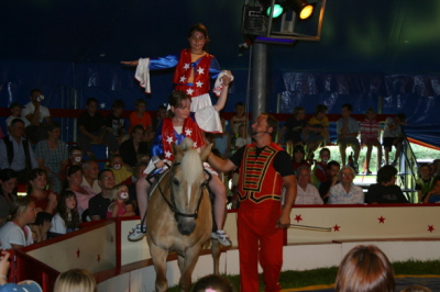 Zirkus_Schule